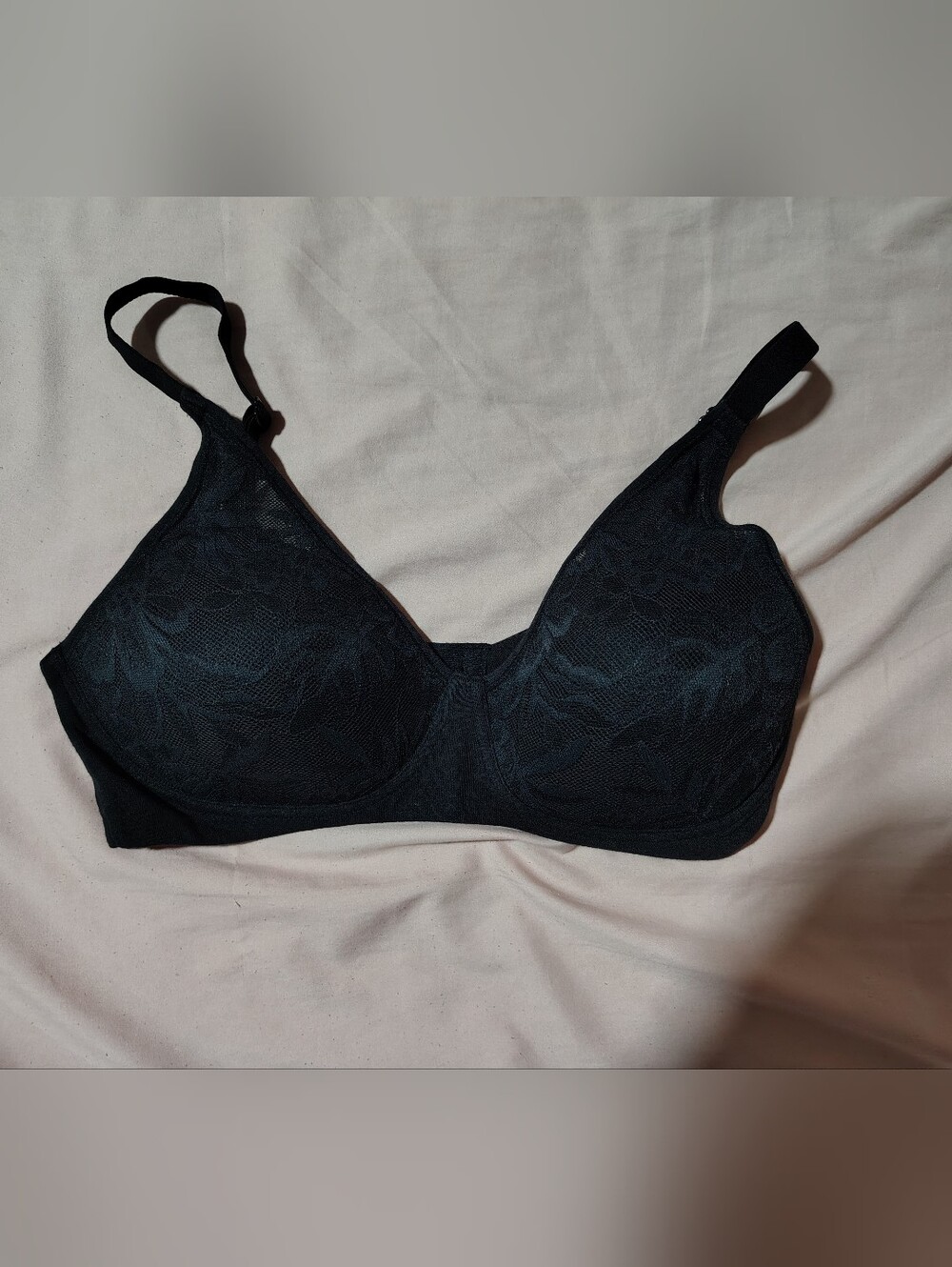Black Lace Full-Coverage Wireless Bra - Women Intimates